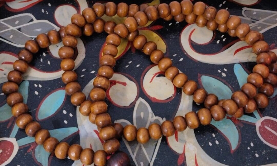 Aprende a usar el japa mala en tu meditación